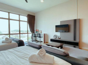 2-4 Pax Spacious Living @ Mount Austin, JB #02